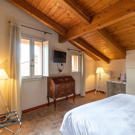 Casa Isolani Charms Rooms Santo Stefano Bologna Eksteriør billede