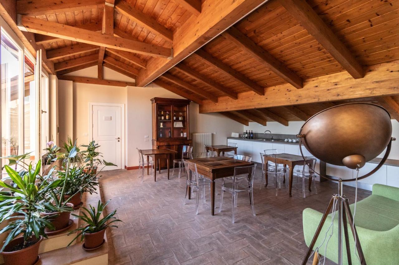 Casa Isolani Charms Rooms Santo Stefano Bologna Eksteriør billede