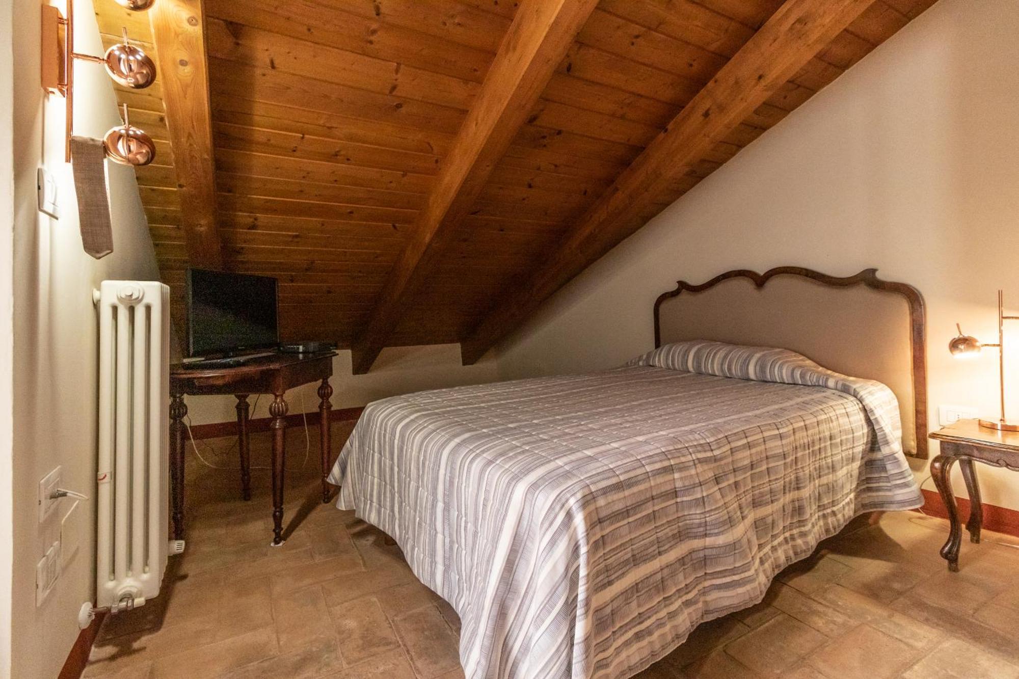 Casa Isolani Charms Rooms Santo Stefano Bologna Eksteriør billede